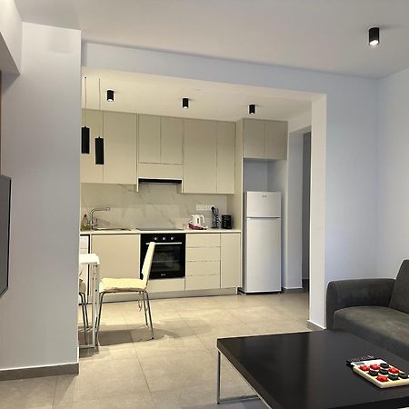 Royal Sunset Studios & Apartments Limassol Eksteriør billede