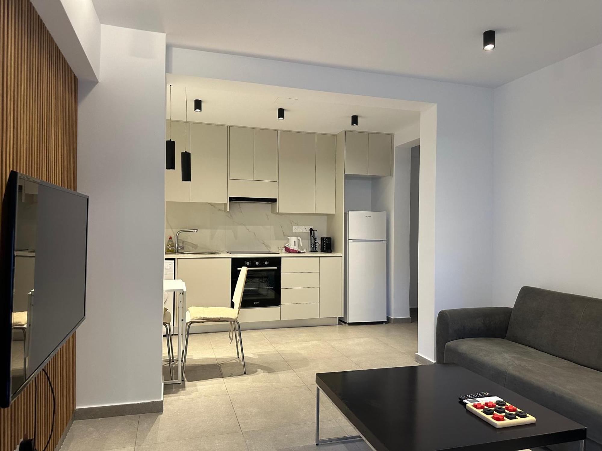 Royal Sunset Studios & Apartments Limassol Eksteriør billede