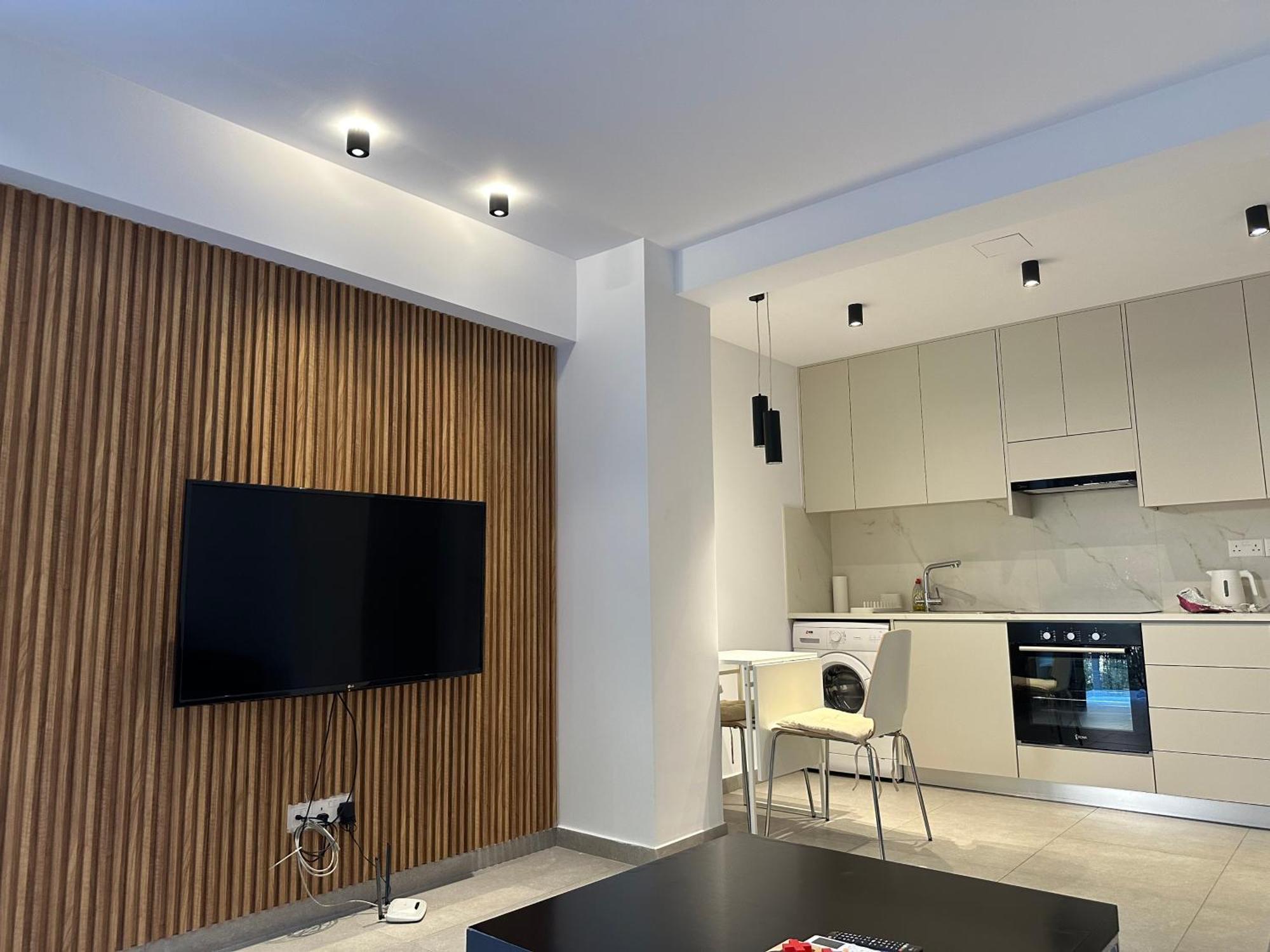 Royal Sunset Studios & Apartments Limassol Eksteriør billede