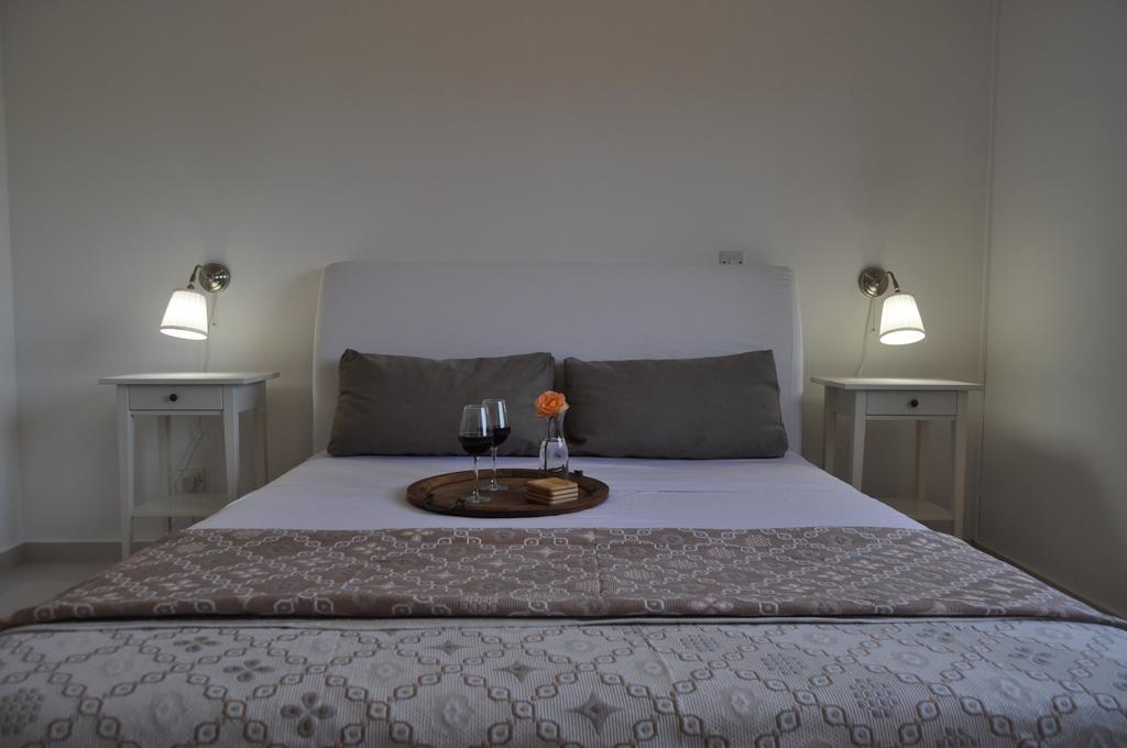 Royal Sunset Studios & Apartments Limassol Eksteriør billede